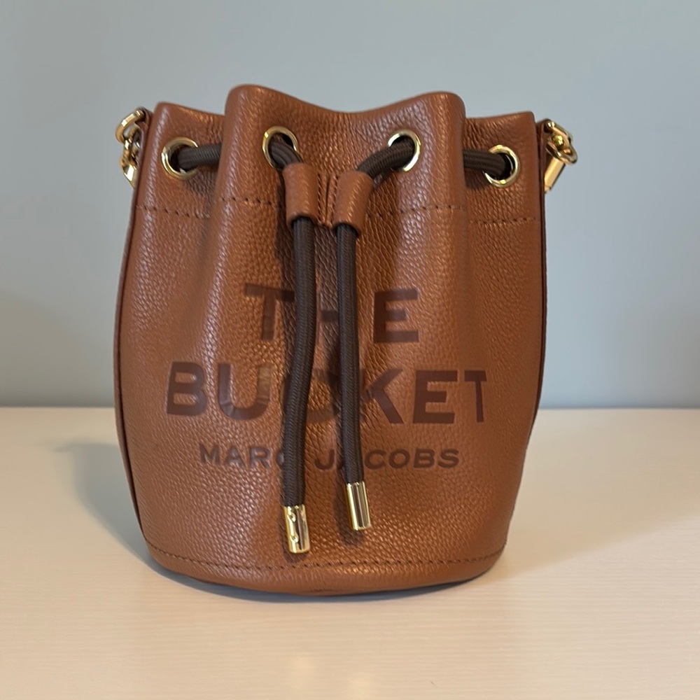 Marc Jacobs Brown Leather Shoulder Bag with Gold Hardware